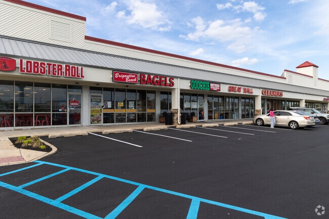 In Brigantine, there are many restaurants to choose from in the Brigantine Town Center.