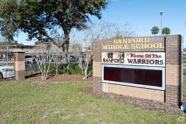 Sanford Middle School is rated A- on Niche.