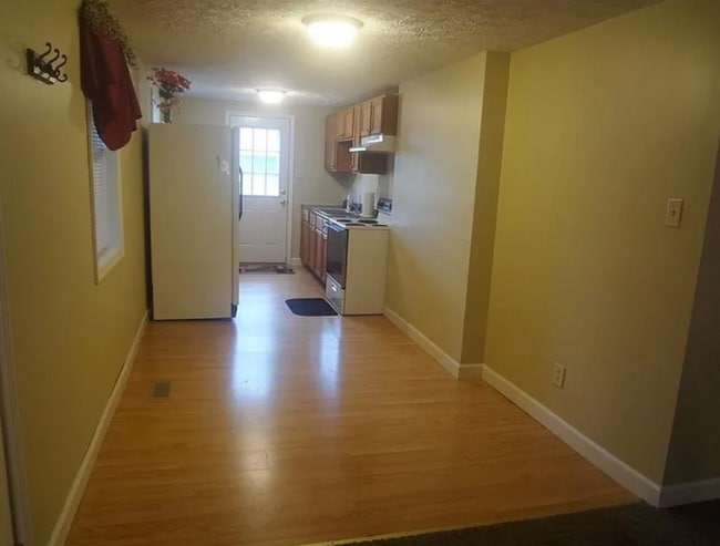 1419 Bacon St, Indianapolis, IN 46227 - photo 4