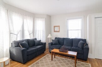 174 W Elm Ave Unit 1, Quincy, MA 02170