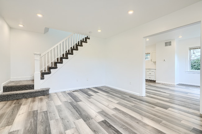 13 Summerfield Rd, Gwynn Oak, MD 21207 - photo 2