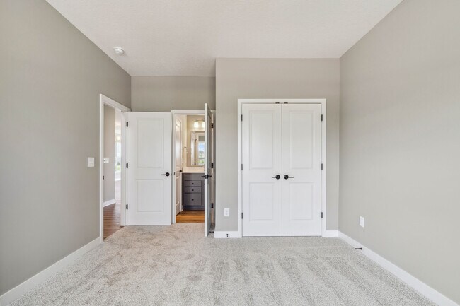 1865 Longhill Dr unit 36457126, Delaware, OH 43015 - photo 7