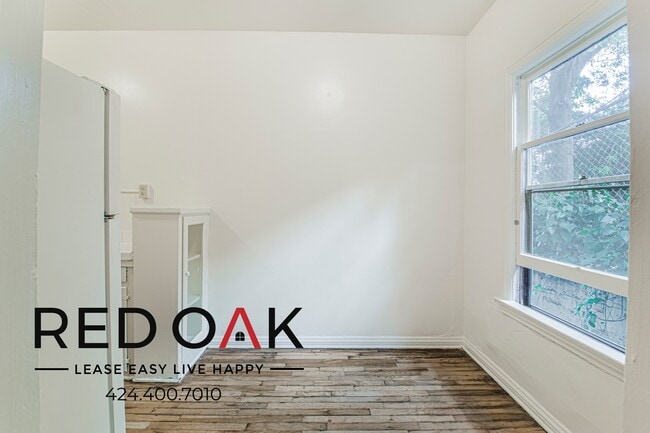 836 Sanborn Ave unit 211, Los Angeles, CA 90029 - photo 6