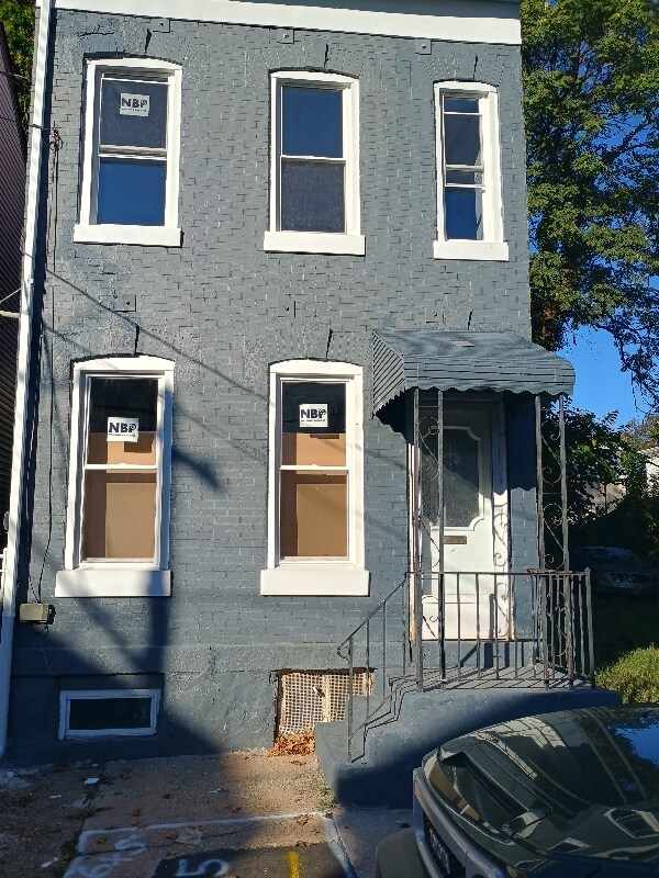 172 Passaic St, Trenton, NJ 08618