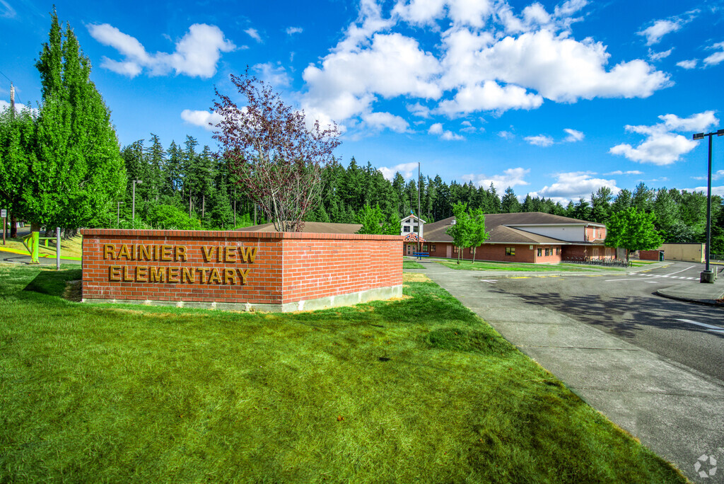 Rainier View Elementary School educates students in the Lakeland South neighborhood.