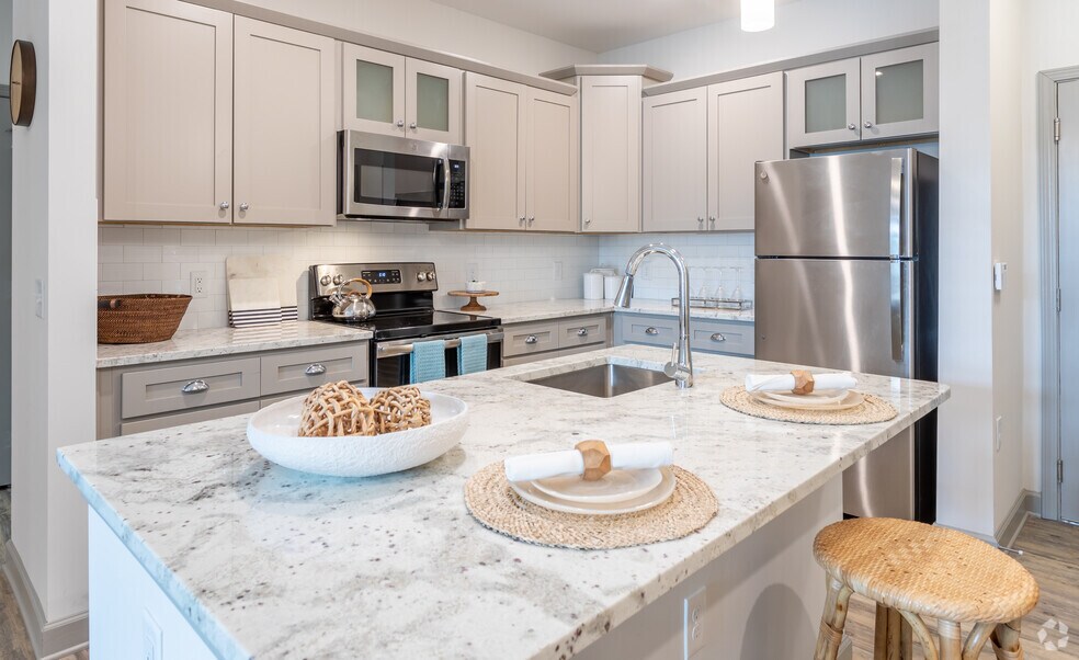 Hawthorne at Smith Creek 4645 Gordon Rd, Wilmington, NC