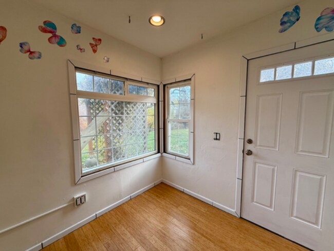 5810 US 30, the Dalles, OR 97058 - photo 6