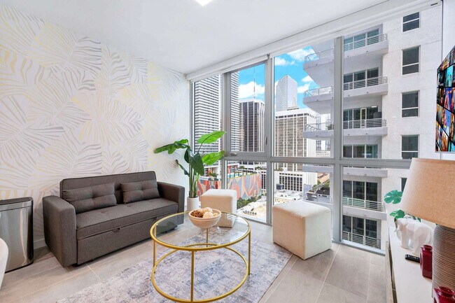 227 NE 2nd St unit FL20-ID1032216P, Miami, FL 33132 - photo 2