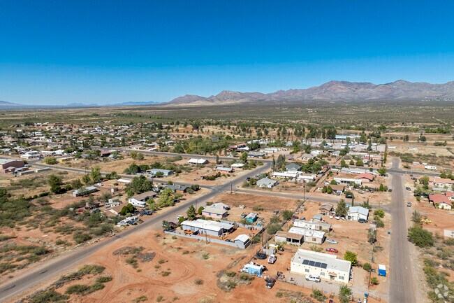 Naco is a tight-knit border community and a family-friendly neighborhood right along Route 92.