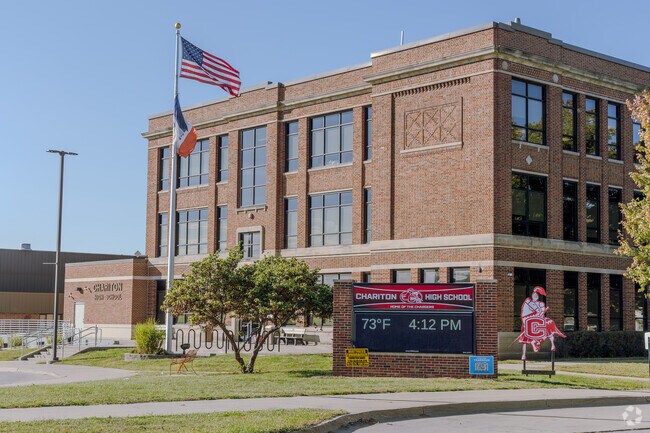 Chariton High School offers sports and academics for local teens.