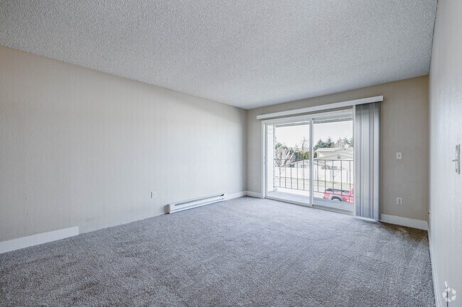 1BR, 1BA - 570SF - Living Room