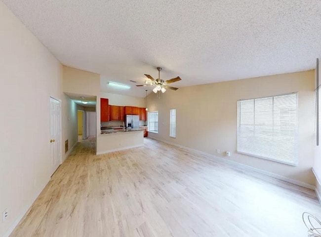 86 Pheasant Run Blvd, West Palm Beach, FL 33415 - photo 4