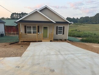 3509 Reed Rd, Tunnel Hill, GA 30755