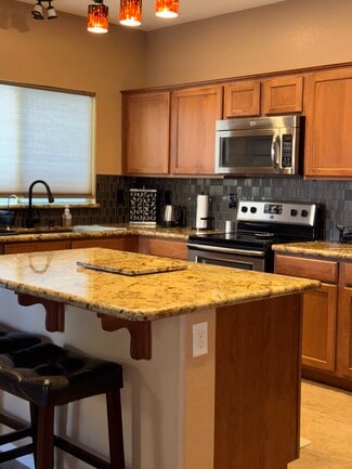 4936 Semifonte Dr, Pahrump, NV 89061