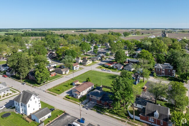 Mascoutah has a wide range of housing styles along with a wide price range.