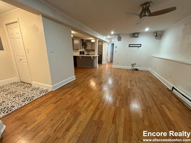 519 Columbus Ave unit 519, Boston, MA 02118 - photo 3