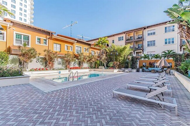 Madison at St. Petersburg unit 227, Saint Petersburg, FL 33701 - photo 4