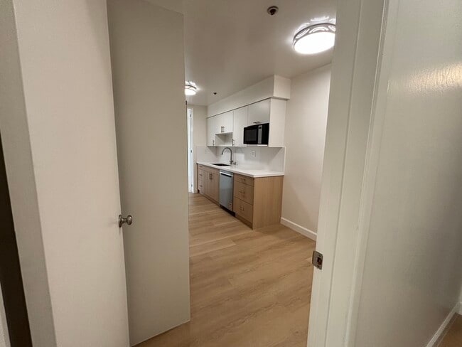 Entrance to the kitchen