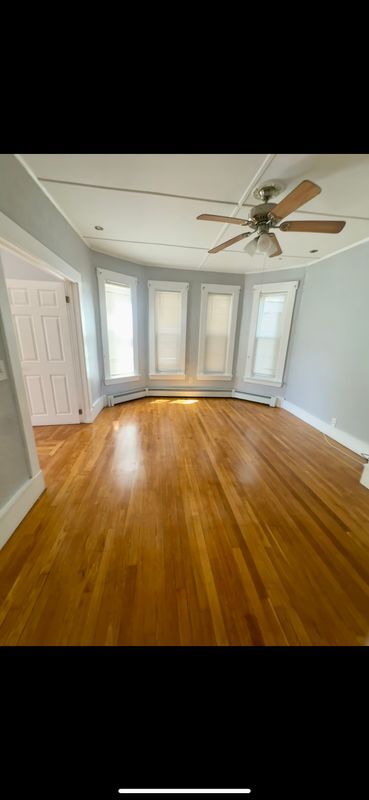1 Laurel Ave, Haverhill, MA 01835