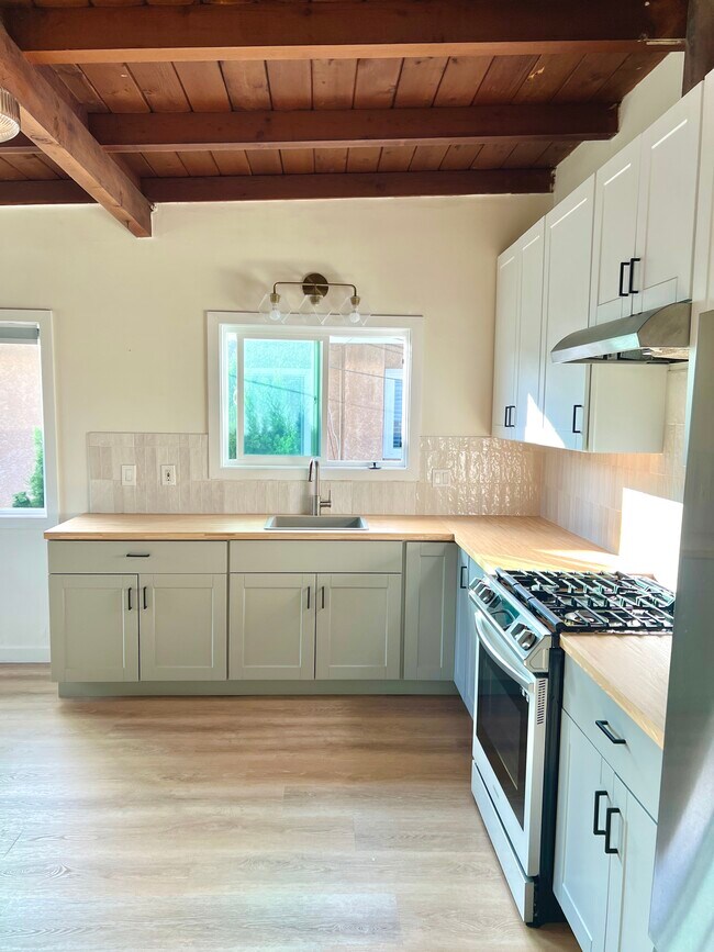 3417 W 190th St Unit C, Torrance, CA 90504