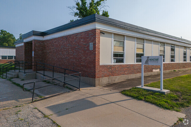 Southeast Learning Center is an excellent school for all types of students.