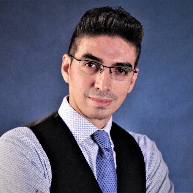 Agent Photo