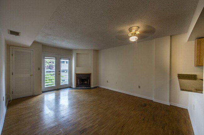 359 Green St unit A-106, Cambridge, MA 02139 - photo 2