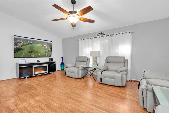 7099 Pond View Ct, Spring Hill, FL 34606 - photo 3