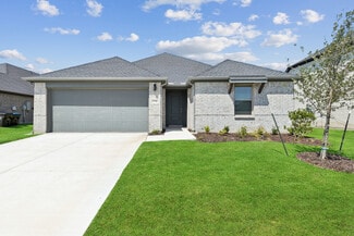 330 Bond St, Greenville, TX 75402