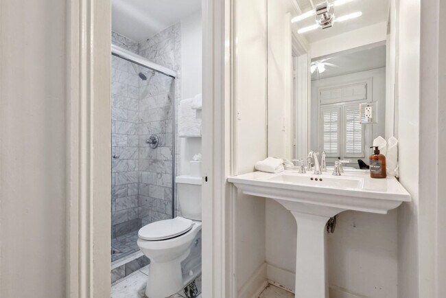 508 Chartres St unit ID1272323P, New Orleans, LA 70130 - photo 6