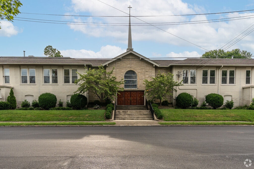 St. James Academy is a private Catholic school located in Louisville, Ky.