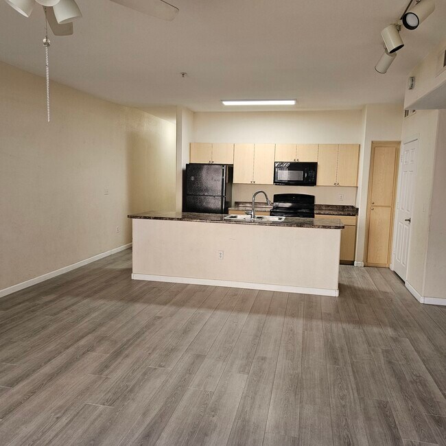 18416 N Cave Creek Rd unit 2005, Phoenix, AZ 85032 - photo 7