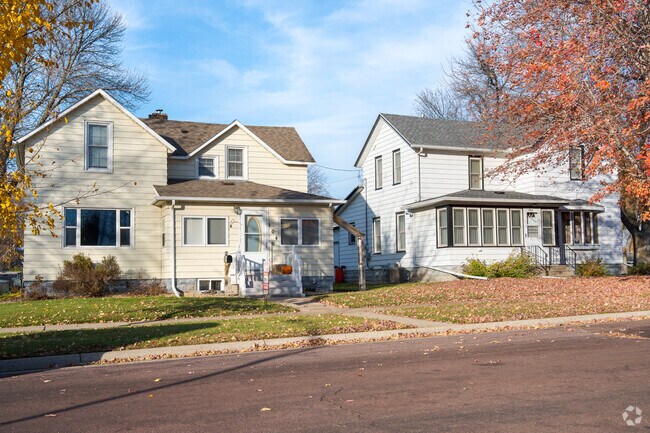 Some National homes in Sleepy Eye come with screened-in front porches.