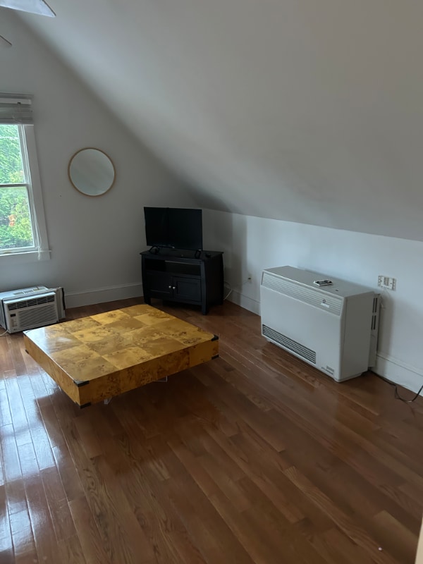 8 Dover Ave Unit 8 dover ave southampton ny 11968, Southampton, NY 11968