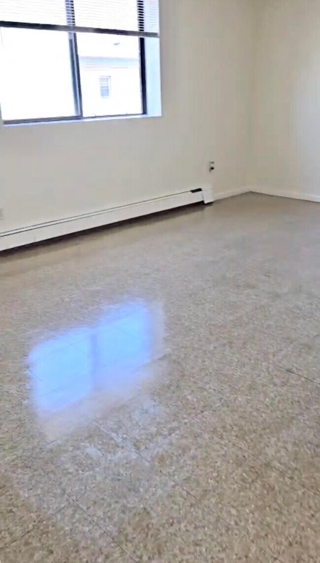 APTS in Everett, Malden, Chelsea & Boston, Everett, MA 02149 - photo 5