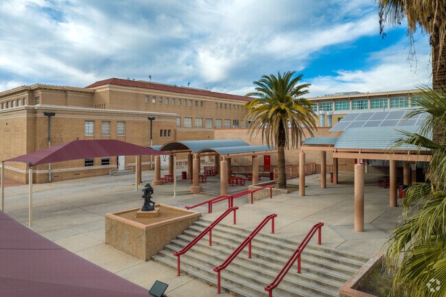 Tucson High Magnet School serves grades 9-12 in Tucson, Arizona