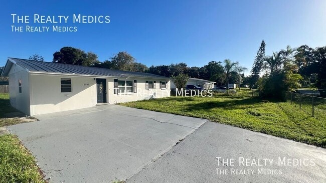 2530 N Palm Dr, Cocoa, FL 32926 - photo 4