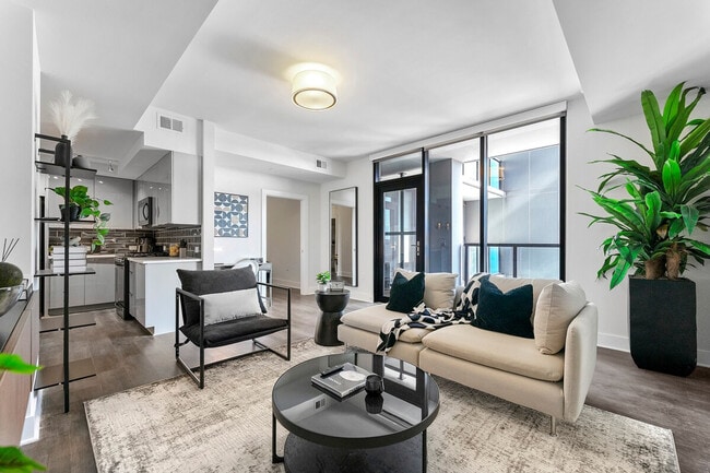 1400 W Peachtree St NW unit ID1351865P, Atlanta, GA 30309 - photo 7