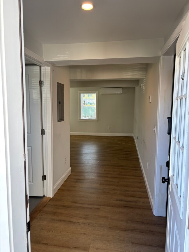 171 Main St unit Apartment 10, Hyannis, MA 02601 - photo 7