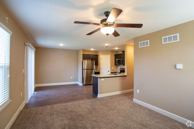 3BR, 3.5BA - 1978 SF