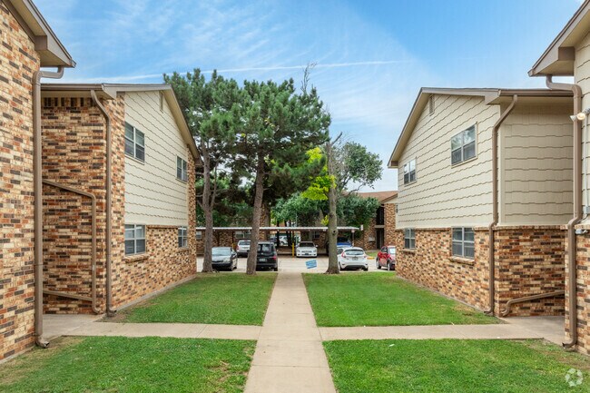 Crossland Square, Lawton, OK 73505 - photo 6