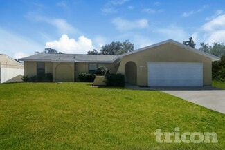 8108 Chickasaw Ln, Port Richey, FL 34668