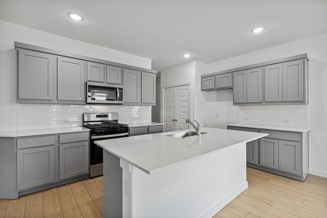 500 Towerglen Dr, McKinney, TX 75071 - photo 5