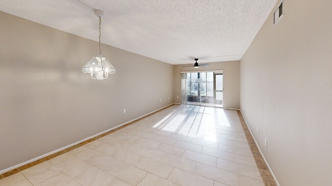 2220 Stickney Point Rd unit 519, Sarasota, FL 34231 - photo 3