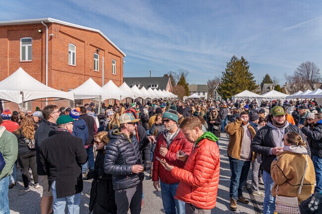 Winterfest may be the most popular event of Kennett Square’s calendar as it draws over a thousand attendees and dozens of breweries and food trucks.
