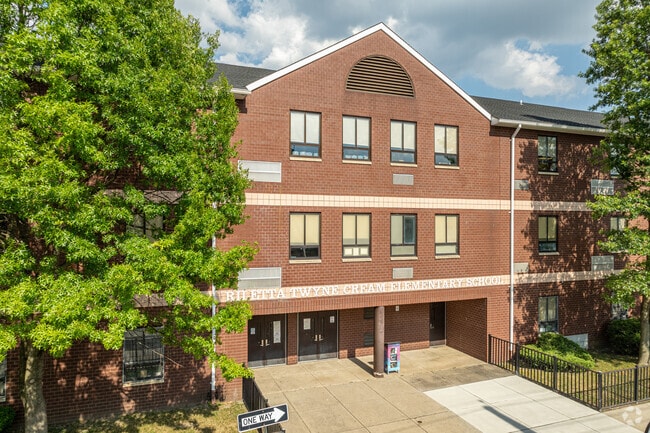 Riletta Twyne Cream Family School is a public school located in Camden, NJ.