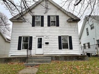 1131 E Bowman St, South Bend, IN 46613