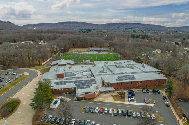 Join the community of aspiring learners at Washington Middle School.