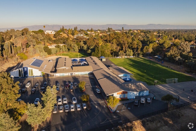 St. Nicholas Catholic School serves students grades PK-8.