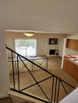 6033 Leafwood Dr, Carmichael, CA 95608